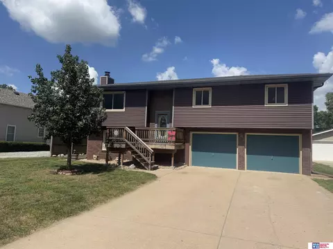 1912 Park St, Beatrice, NE 68310