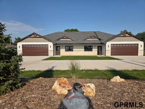 2663 48th Ave, Columbus, NE 68601