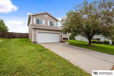 7709 Morris St, Omaha, NE 68122
