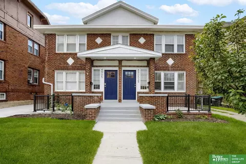 4905 4905 12 Capitol Ave, Omaha, NE 68132