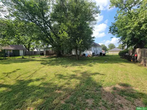 912 E 5th St, York, NE 68467 photo 4