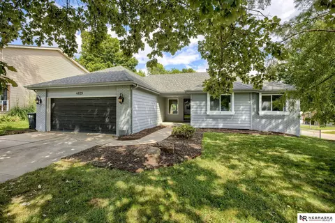 4629 S 155 Th Cir, Omaha, NE 68137
