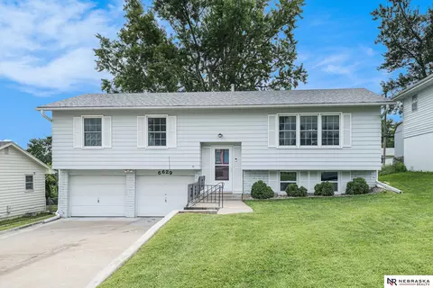 6629 Nebraska Ave, Omaha, NE 68104