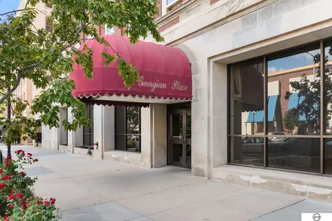 139 N 11th St #405, Lincoln, NE 68508