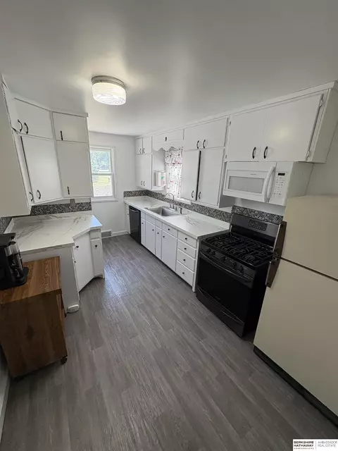 Kitchen - 1000 Howard St, Scribner, NE 68057 photo 7 of 7
