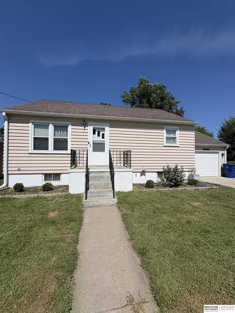 Exterior - 1000 Howard St, Scribner, NE 68057 photo 4 of 5
