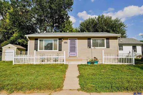 2000 Griffith St, Lincoln, NE 68503