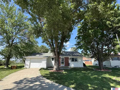 130 Circle Dr, Shelby, NE 68662