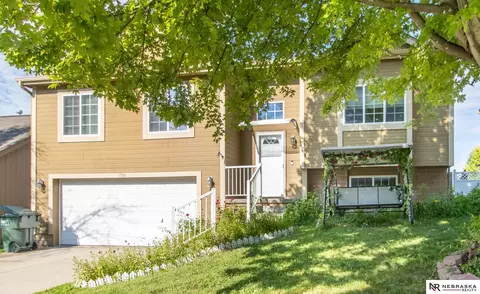 7516 N 73rd Ave, Omaha, NE 68122