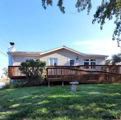1212 W 16th Ave, Bellevue, NE 68005