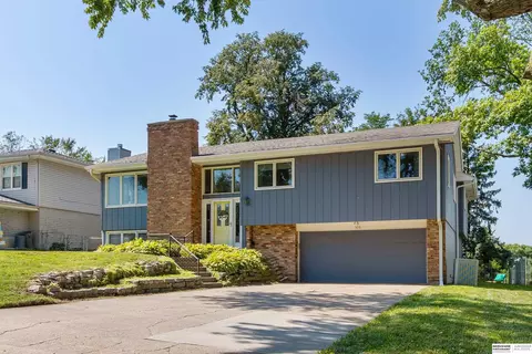 5018 N 115 St, Omaha, NE 68164
