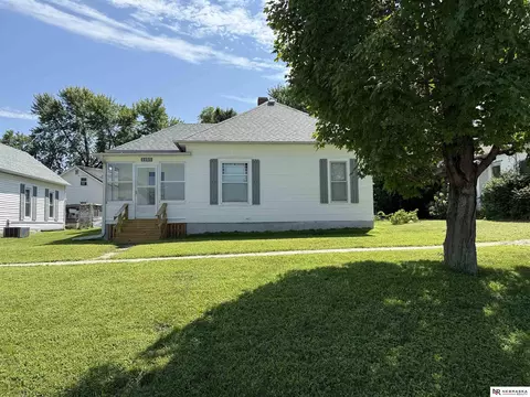 1105 13th St, Auburn, NE 68305