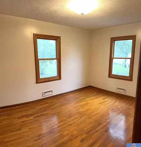 Bedroom - 1315 Summit St, Beatrice, NE 68310 photo 2 of 3