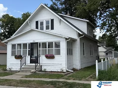 256 6th St, Syracuse, NE 68446