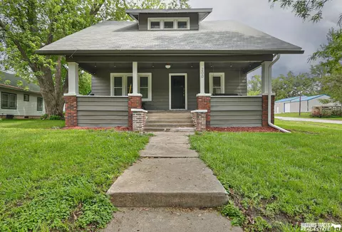 200 W 4 St, Douglas, NE 68344
