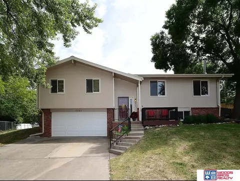 6244 S 29th Cir, Lincoln, NE 68516