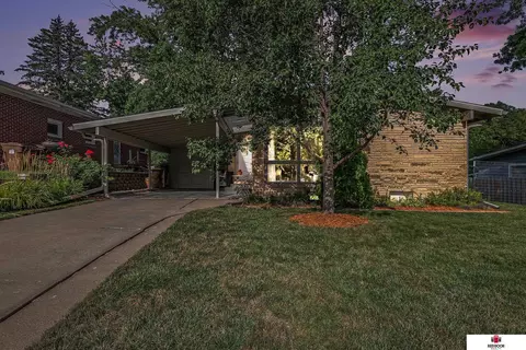 3315 S 42nd St, Lincoln, NE 68506
