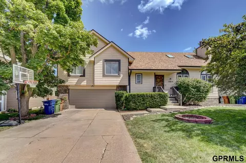 14013 S 35th St, Bellevue, NE 68123