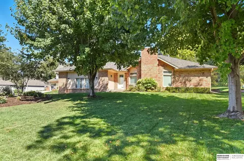 12924 Izard St, Omaha, NE 68154