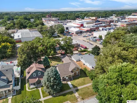 View/Area - 327 E 7th St, Wahoo, NE 68066 photo 1 of 2