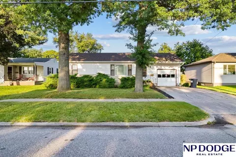 2010 N Somers Ave, Fremont, NE 68025