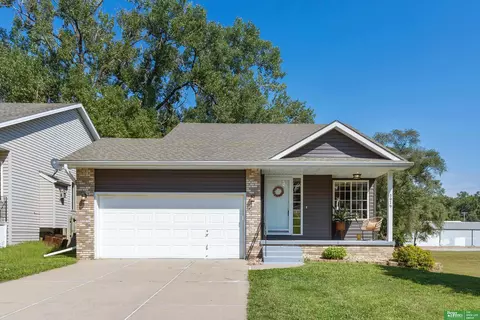 3079 S 35th Ave, Omaha, NE 68105