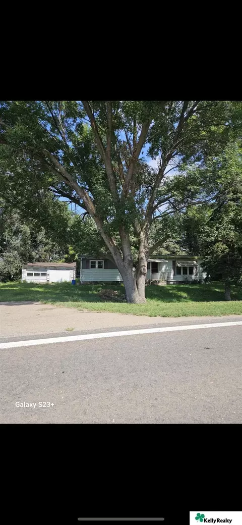 900 92 Hwy #92, Loup City, NE 68853