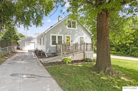 3708 Castelar St, Omaha, NE 68105