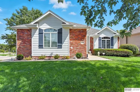 17770 Amy Cir, Omaha, NE 68135