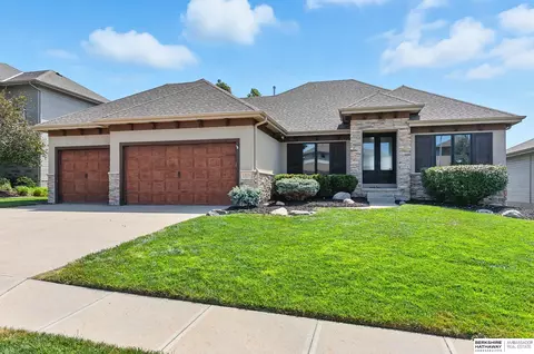 1213 S 209th Cir, Elkhorn, NE 68022
