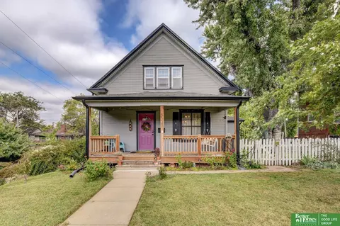 5530 Leavenworth St, Omaha, NE 68106