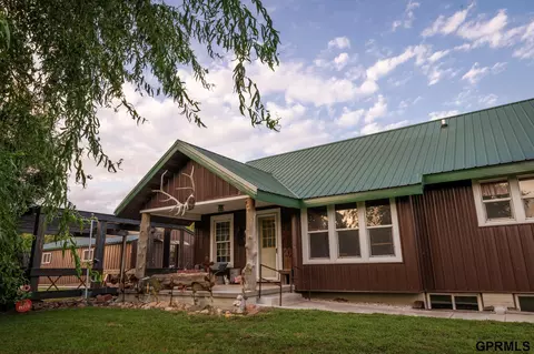 72394 611 Ave, Crab Orchard, NE 68332