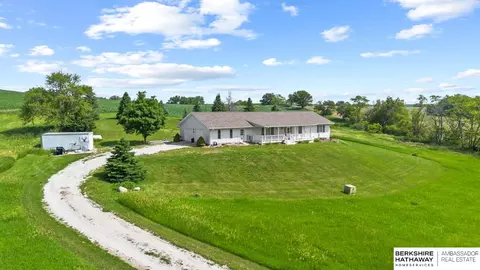 18746 P4 County Rd, Herman, NE 68029
