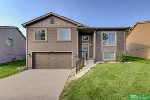 14205 Vane St, Omaha, NE 68142