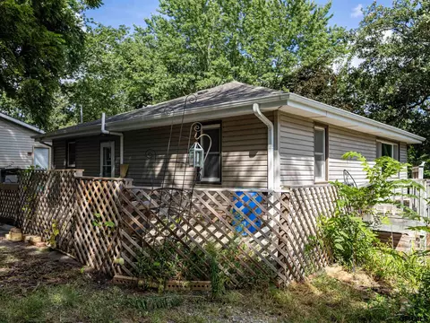200 10th St, Glenwood, IA 51534