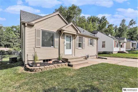 3134 N Cotner Blvd, Lincoln, NE 68507