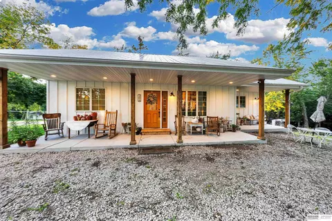 306 4th St, Bruno, NE 68014