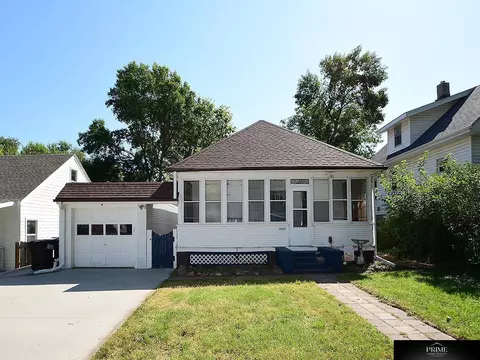 2947 N 55th St, Omaha, NE 68104