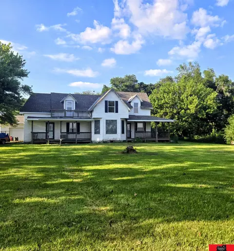 2416 F Rd, Oakland, NE 68045