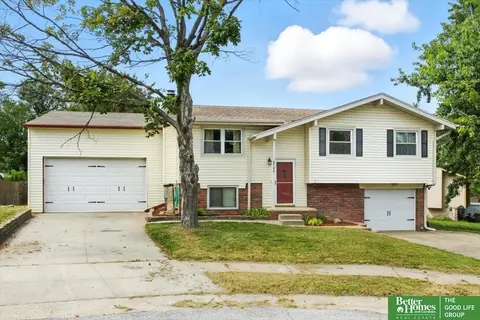 8406 S 139 Cir, Omaha, NE 68138