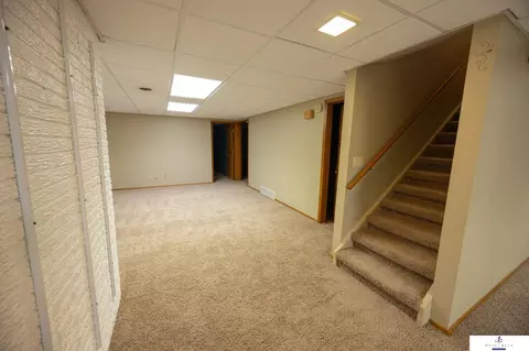834 N 3rd St, Hampton, NE 68843 photo 34