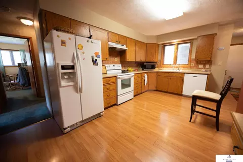 834 N 3rd St, Hampton, NE 68843 photo 18