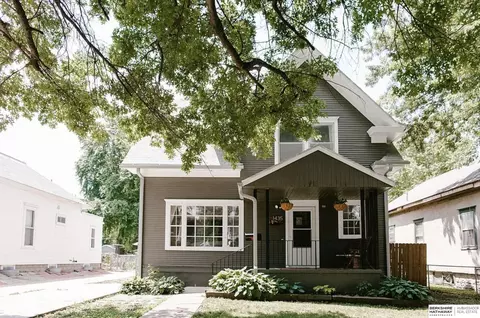 1435 Sumner St, Lincoln, NE 68502