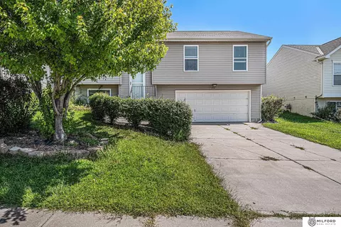 6961 N 89th Ave, Omaha, NE 68122