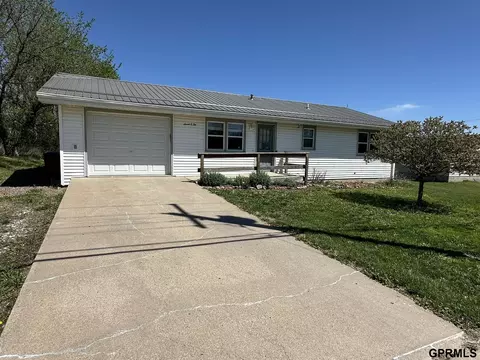 702 W 7th St, Wilber, NE 68465