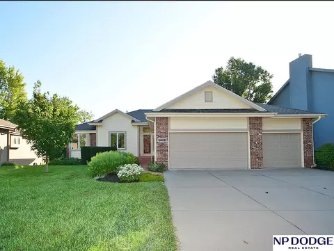 7501 S 166 St, Omaha, NE 68136