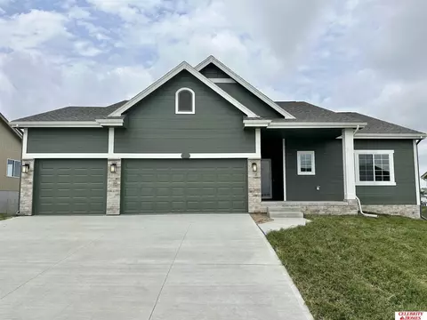 9112 S 178 St, Omaha, NE 68136