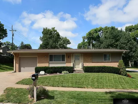 2524 N 96th Dr, Omaha, NE 68134