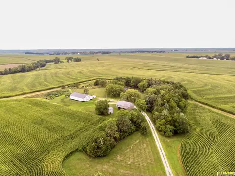 2690 M Rd, Syracuse, NE 68446
