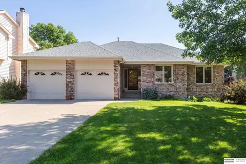 2705 N 153rd Ave, Omaha, NE 68116